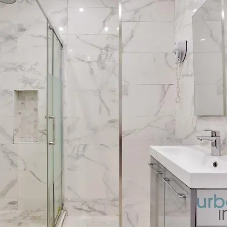 Urban Flat 44 - Charming Parisian In Montorgueil Apartment *